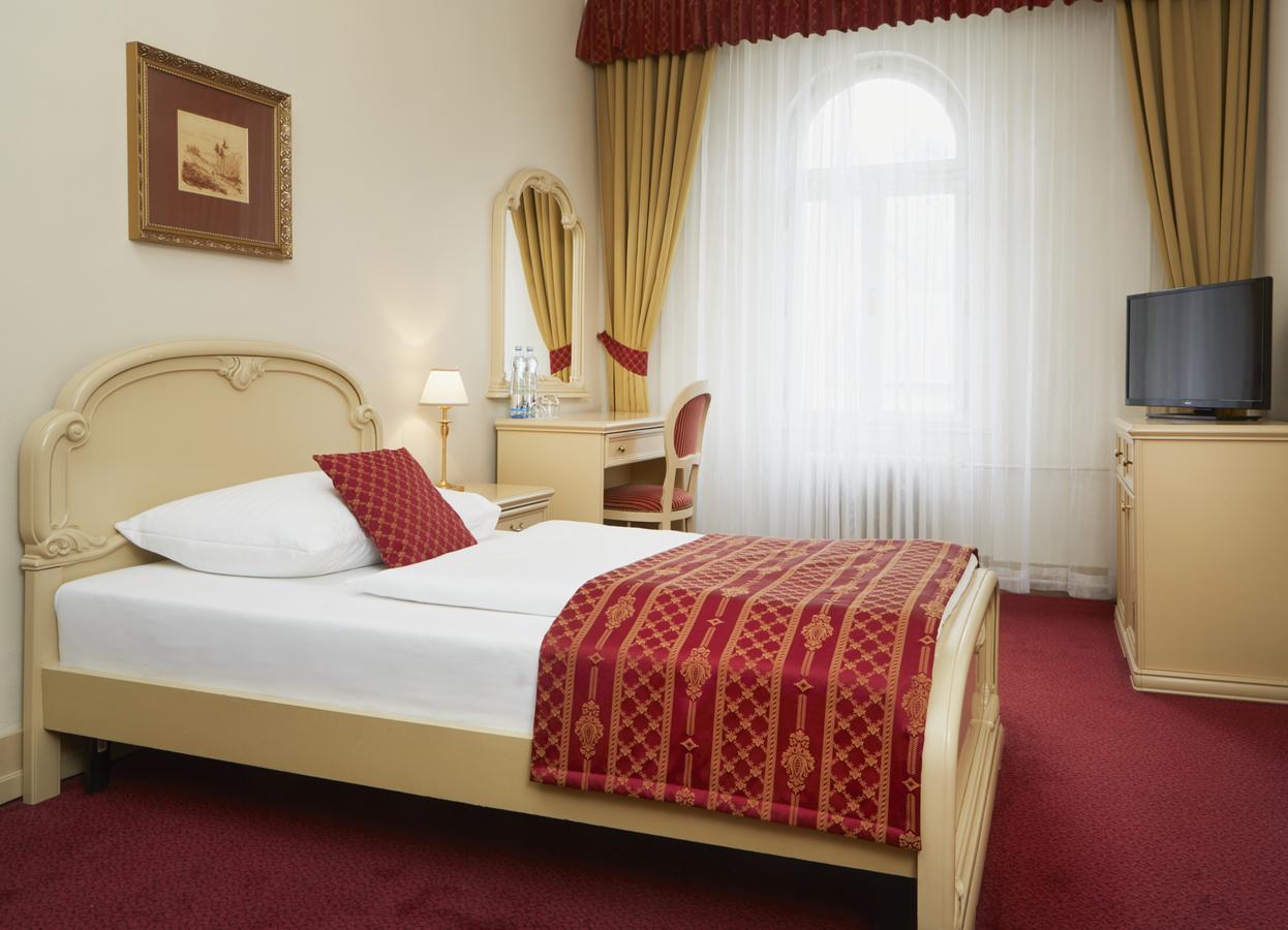 מלון Orea Palace Zvon 4*